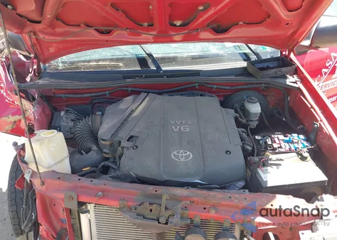 2005 Toyota Tacoma Prerunner V6 from USA, damaged, VIN 5TEJU62NX5Z106483